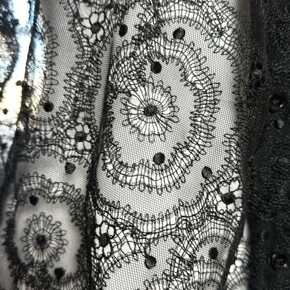 🎉HP🎉EUC Fendi Lace Button Front Blouse with Wrap Sleeve Detail - Picture 7 of 10